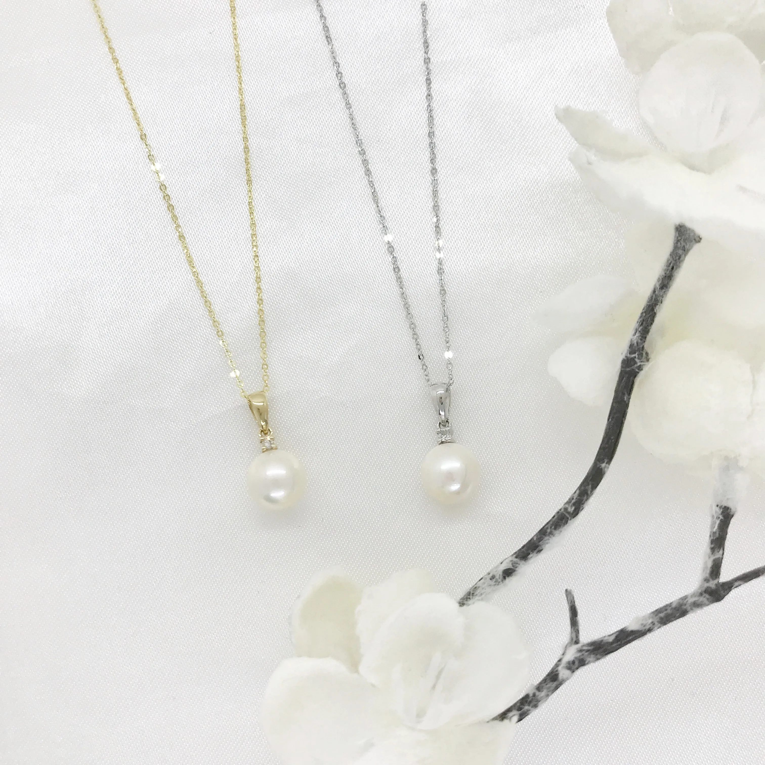 10k & 14k Gold Freshwater Pearl with Diamond Necklace