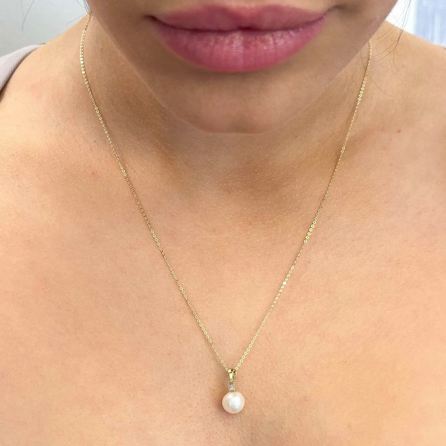 10k & 14k Gold Freshwater Pearl with Diamond Necklace