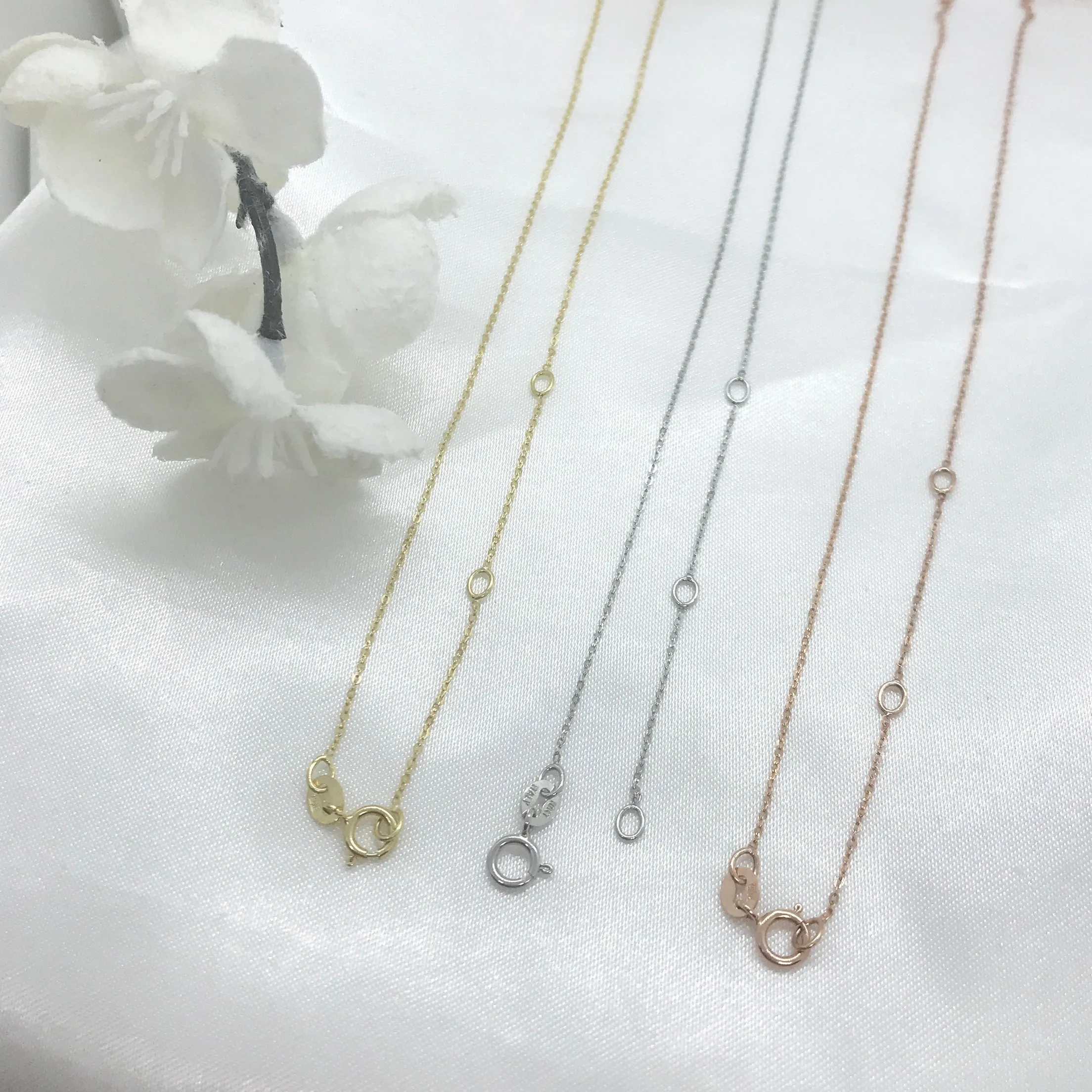 10k & 14k Gold Freshwater Pearl with Diamond Necklace