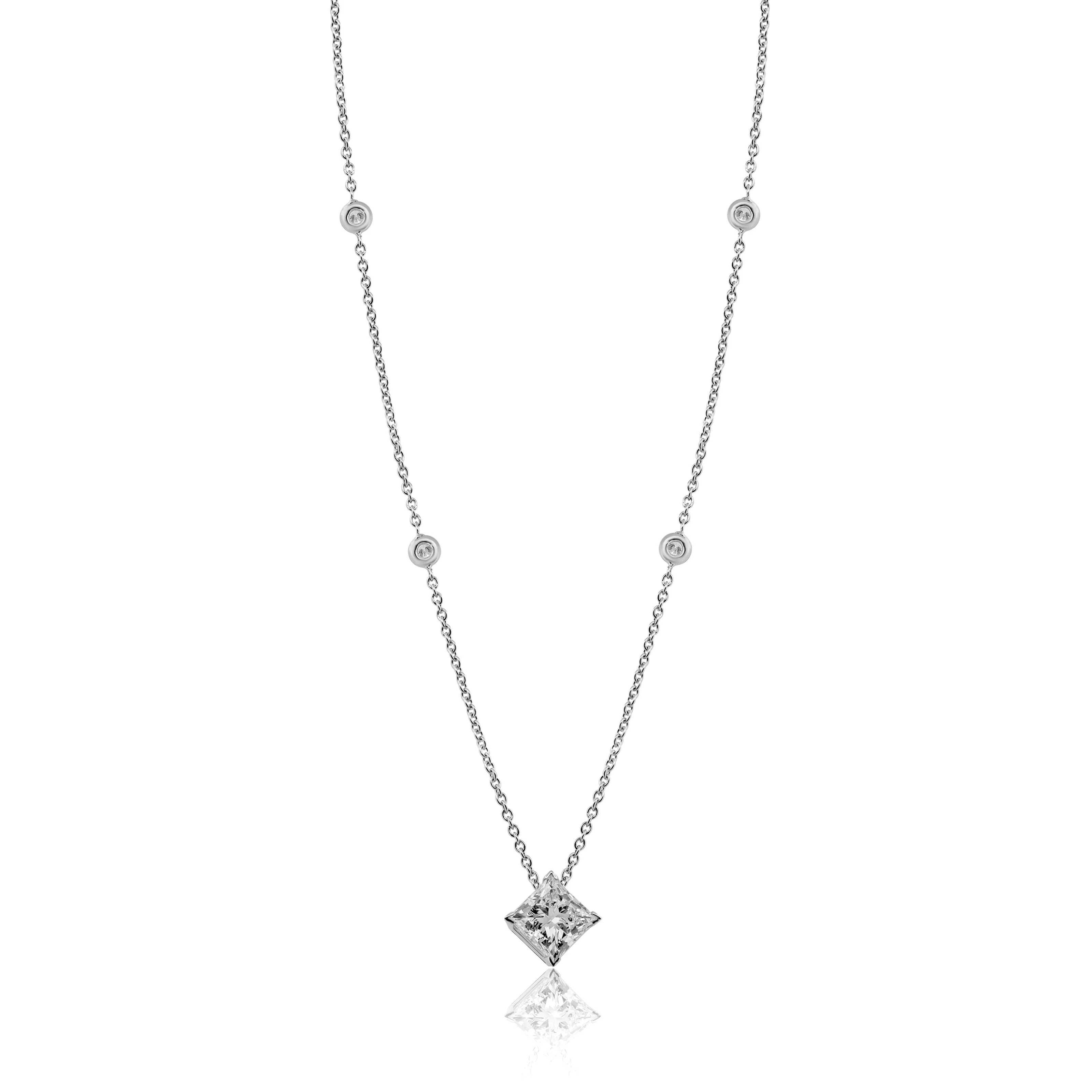 2.24 TW Diamond Pendant