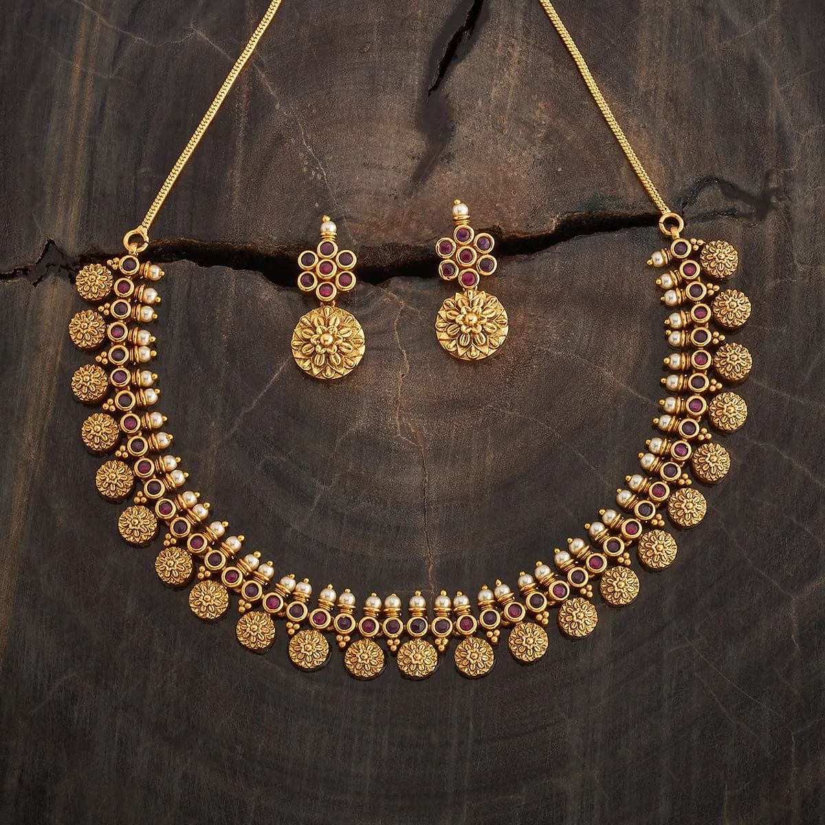 Antique Necklace 182711