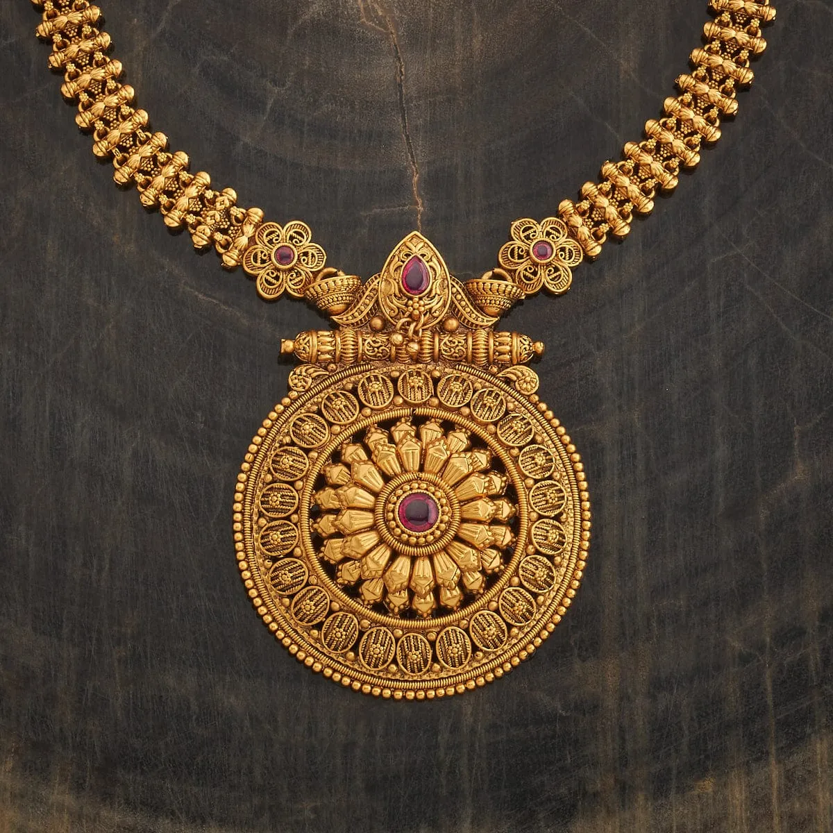 Antique Necklace 185266