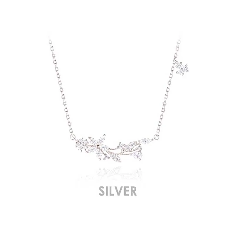 Della Necklace