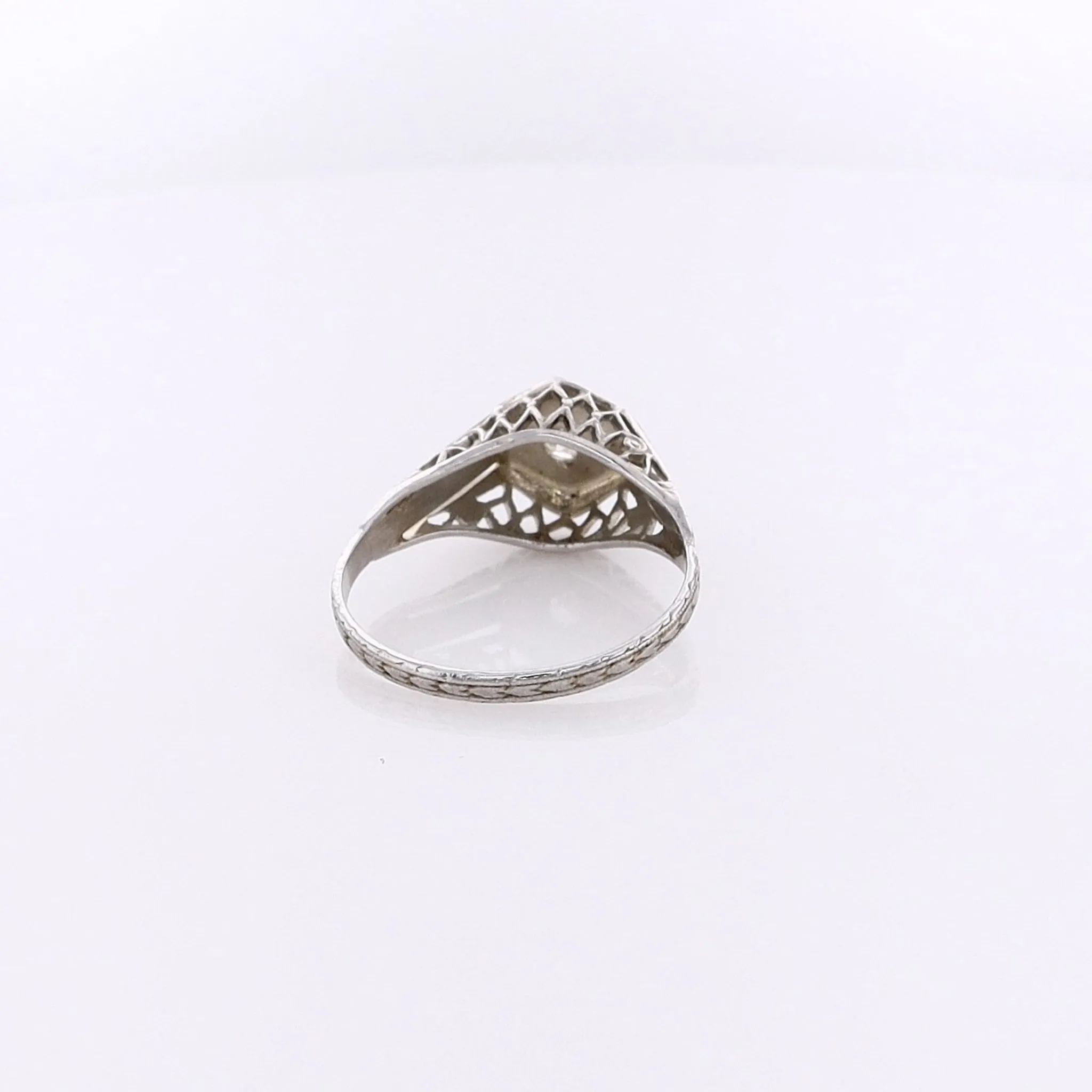 Estate 18 Karat White Gold Filagree and Diamond Ring