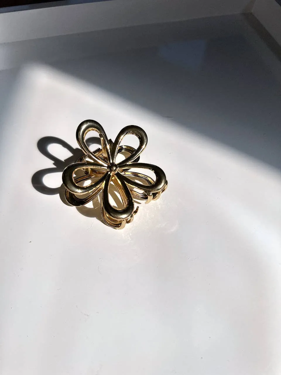 Gold Daisy Hair Clip