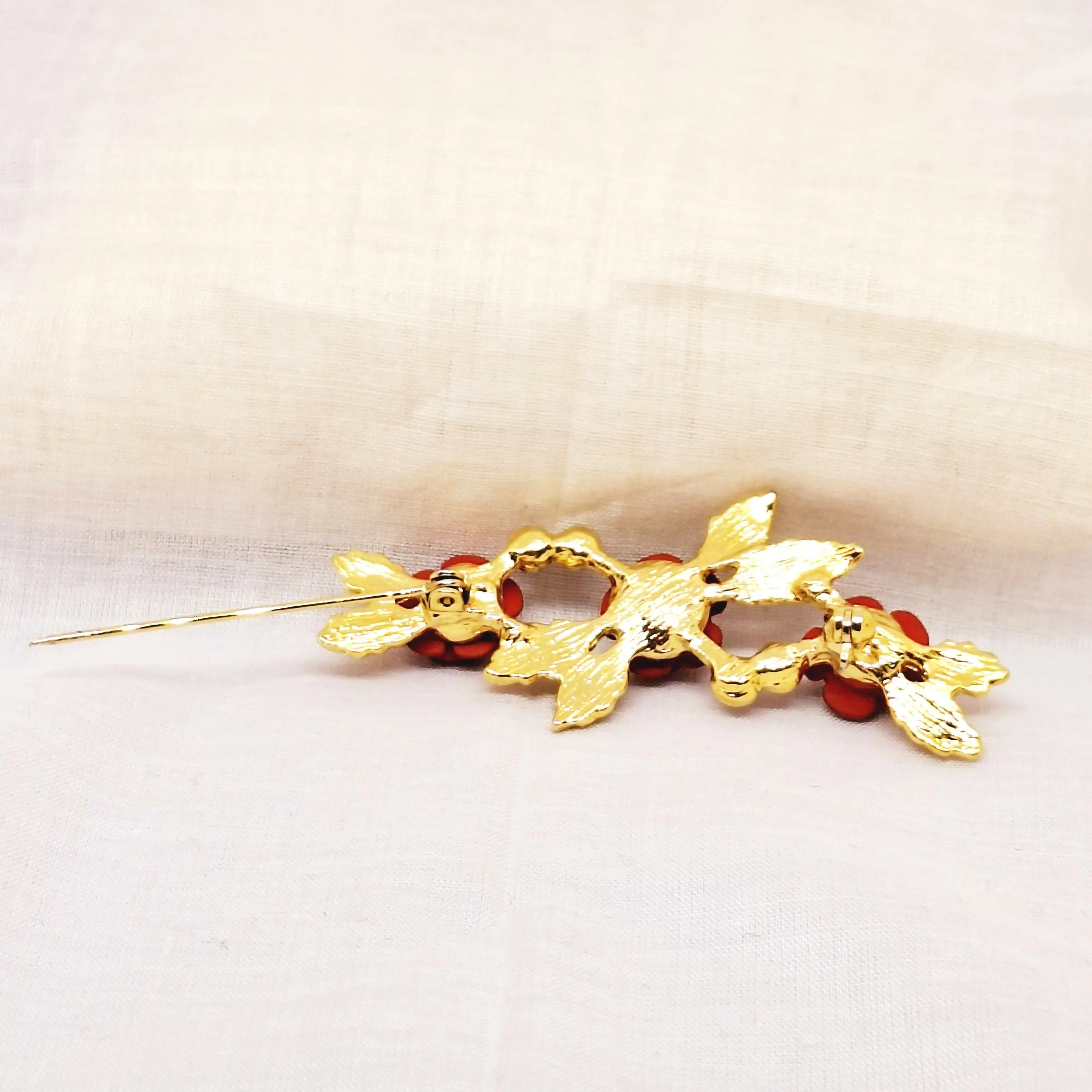 Gold Tone Red Rose Brooch