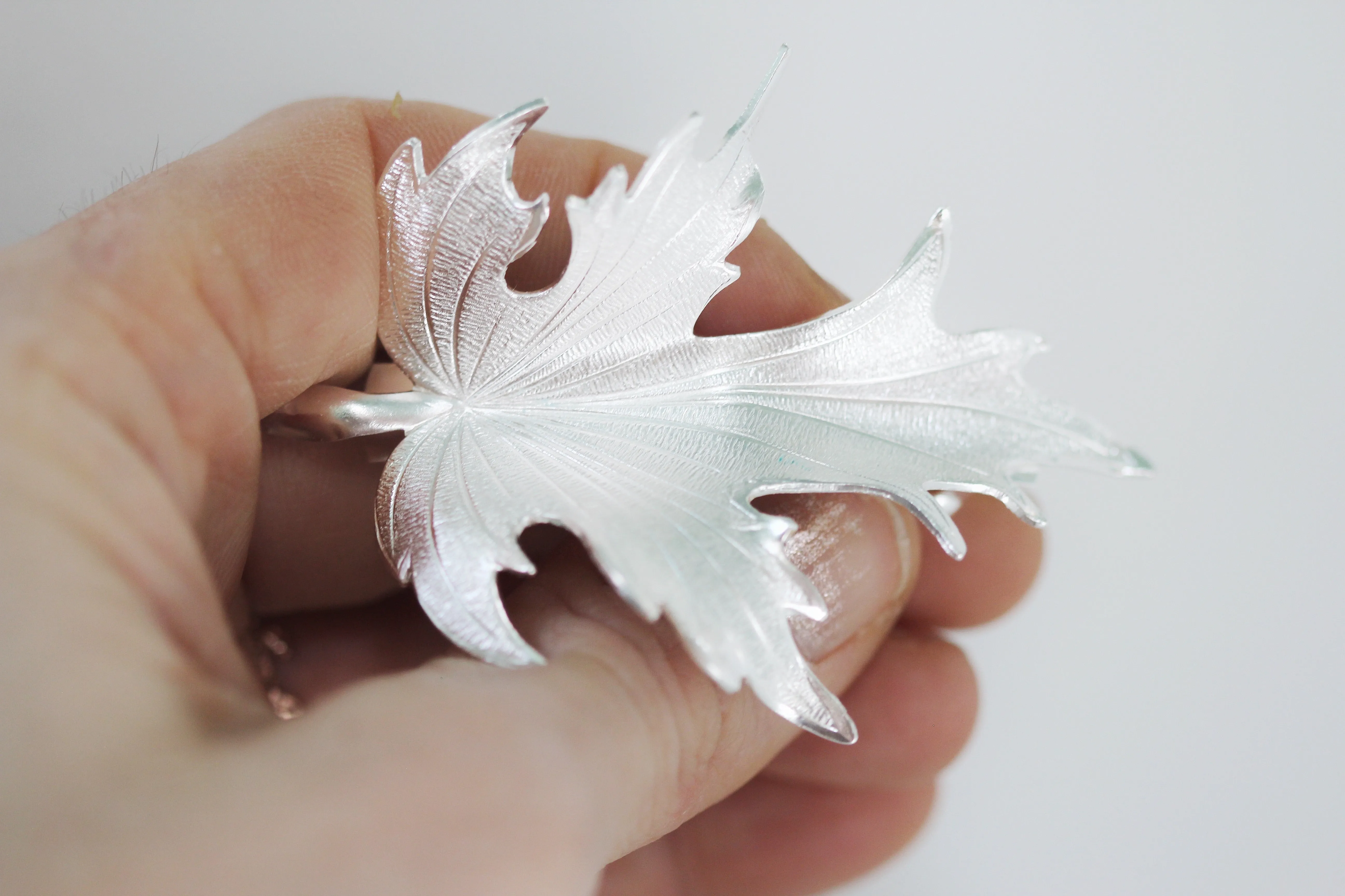 Preorder* Large Fig Leaf Barrette
