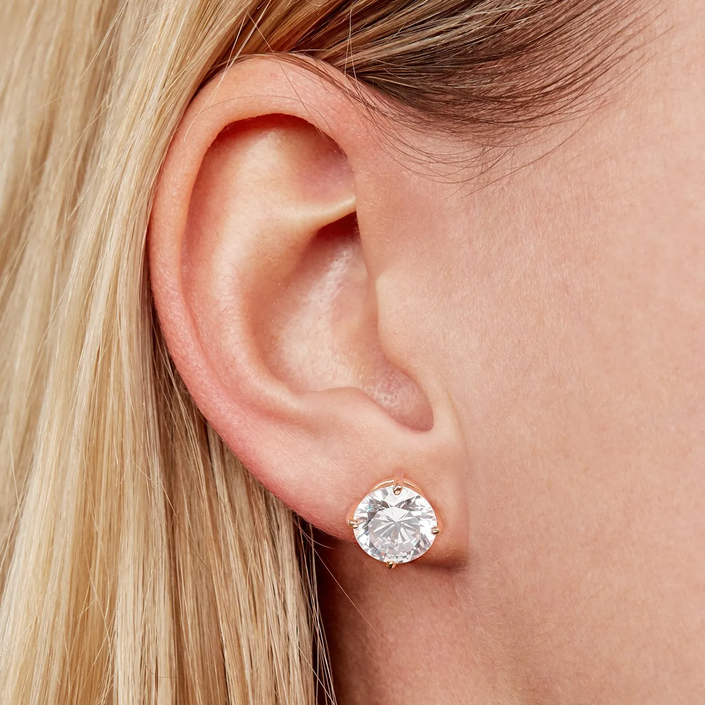 Round Brilliant stud earrings with 8 carats* of diamond simulants in 10 carat rose gold