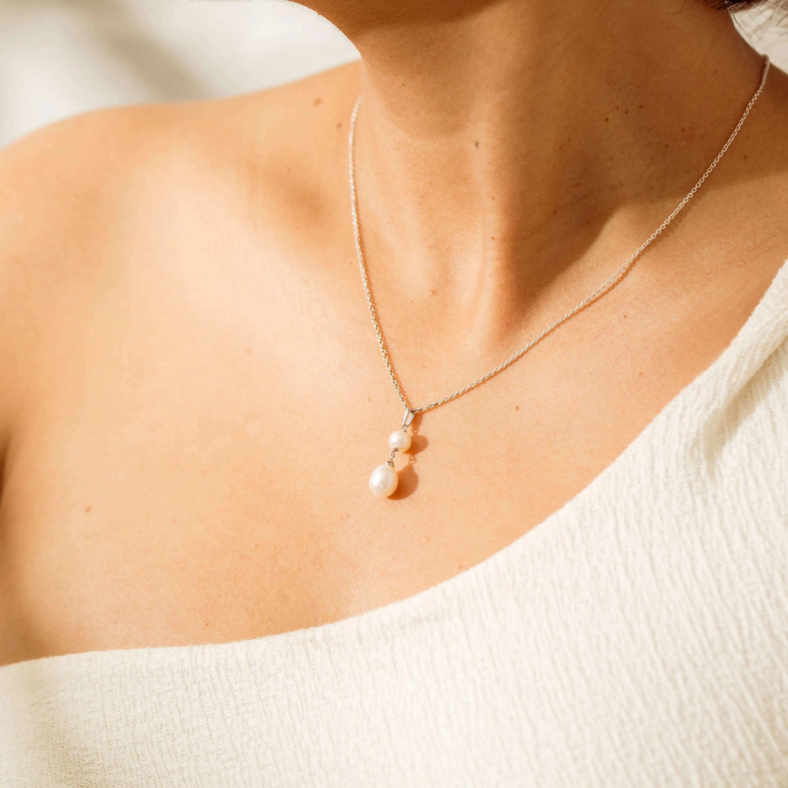Sterling Silver Freshwater Pearl Rosie Necklace