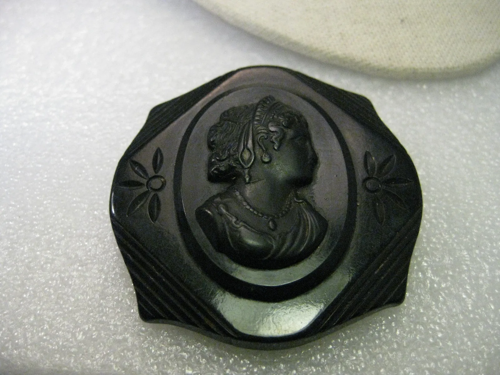 Vintage Brooch, Black Mourning Cameo Brooch, Bakelite Woman with Headdress, early 1900s