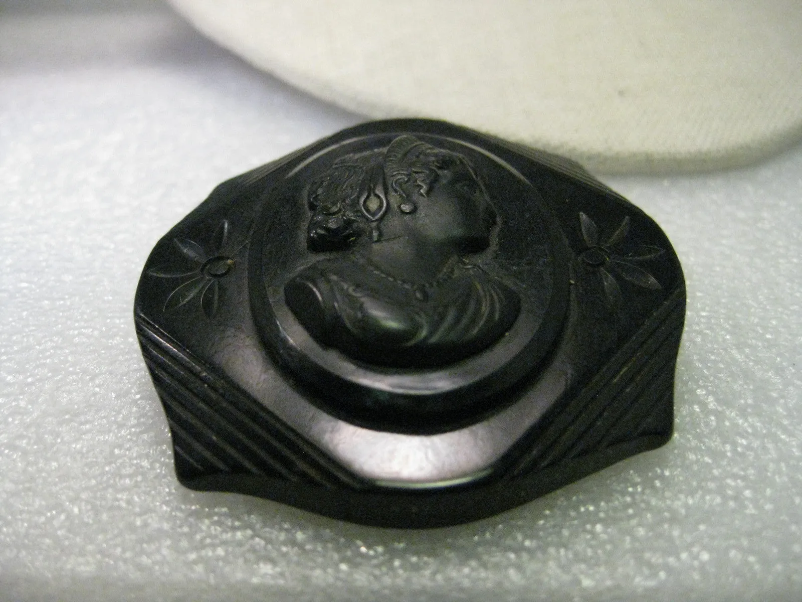 Vintage Brooch, Black Mourning Cameo Brooch, Bakelite Woman with Headdress, early 1900s